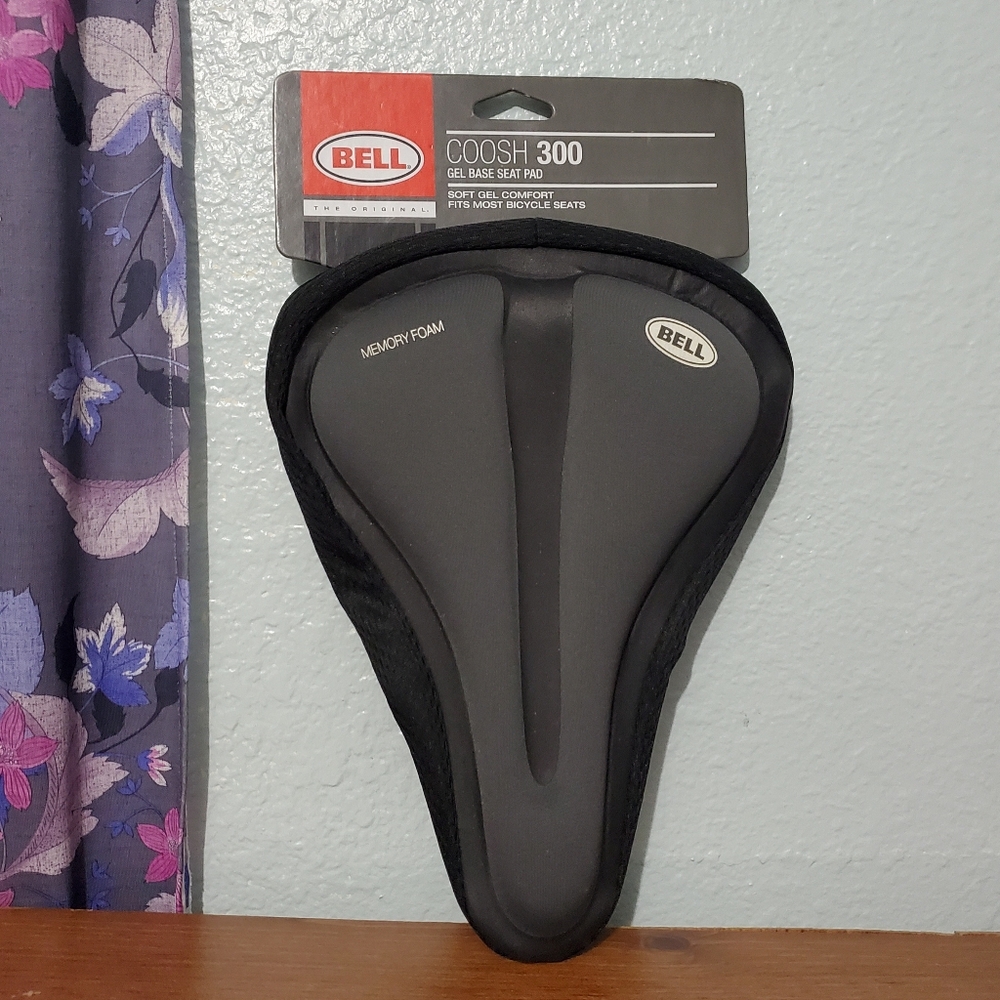 Bell, Coosh 300 Gel Base Bicycle Seat Pad. NWT